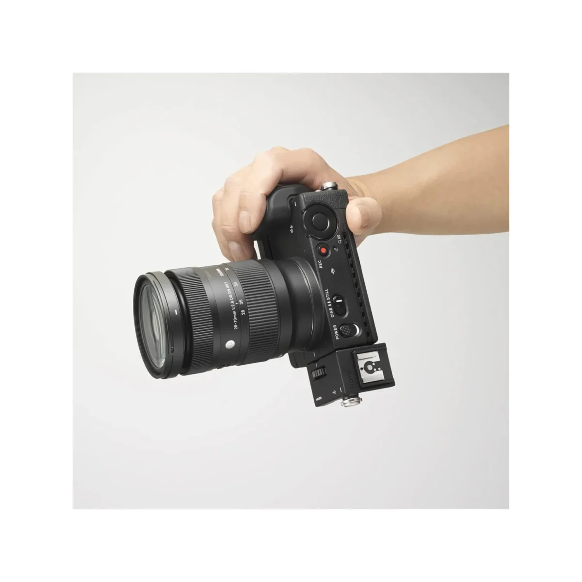 Sigma 28-70mm F2.8 DG DN Contemporary Lens (Sony E) - Image 4