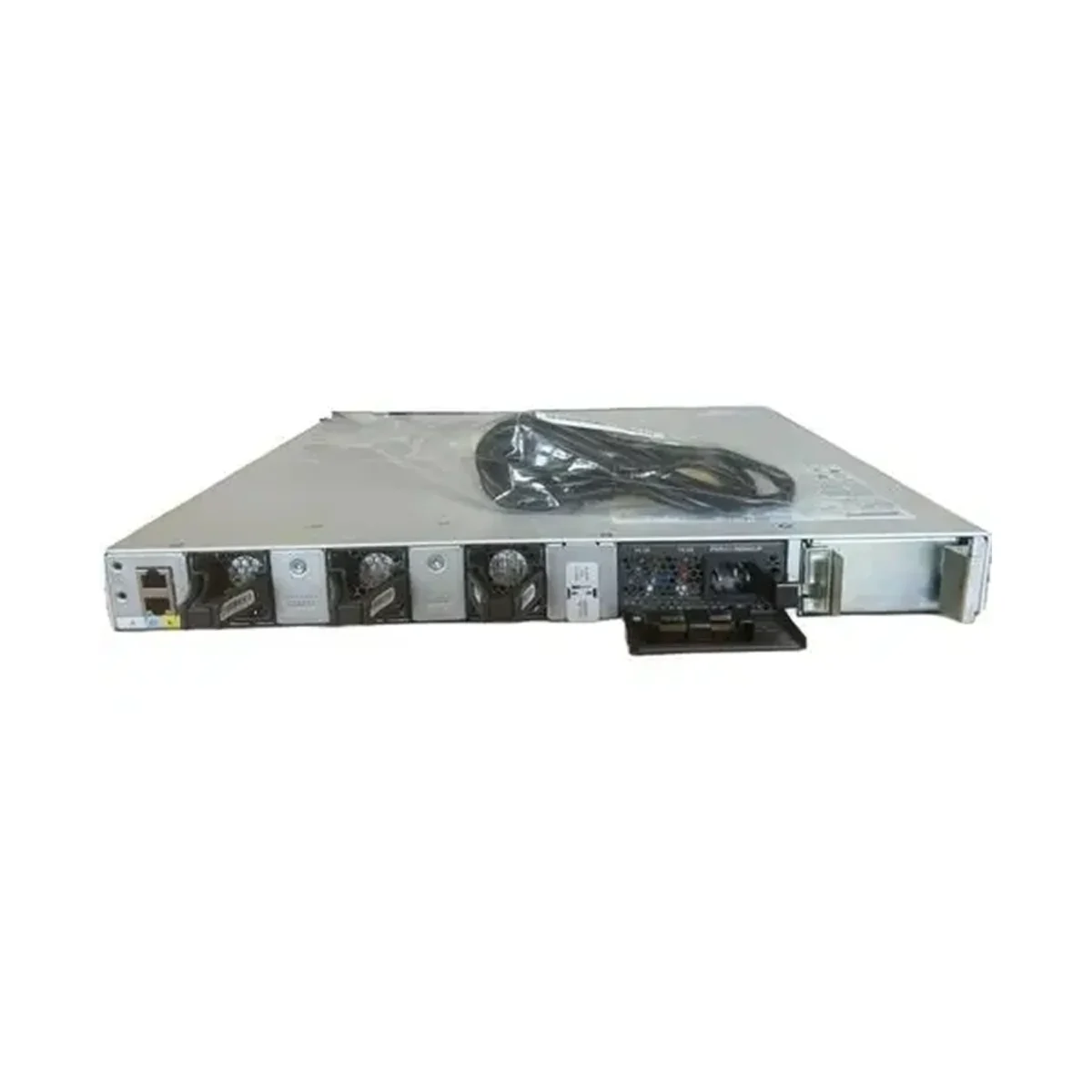 Cisco Catalyst C9300L-24T-4X-E 24-Port Gigabit Layer 3 Managed Switch with 4 × 10G SFP+ Uplinks – Network Essentials - Image 2